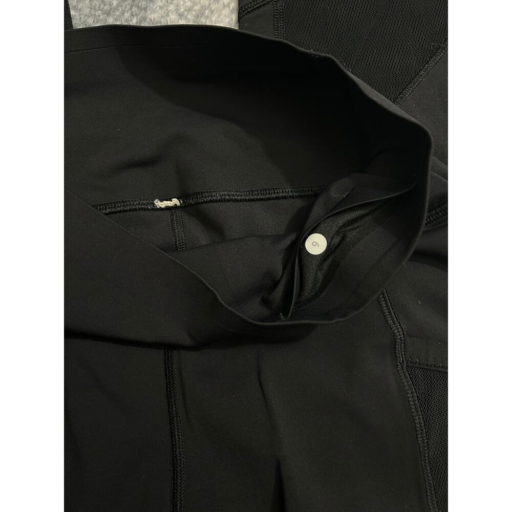 Lululemon Non Reflective 19" Cropped Side Pockets Black Leggings Size 6 Small - Picture 4 of 7